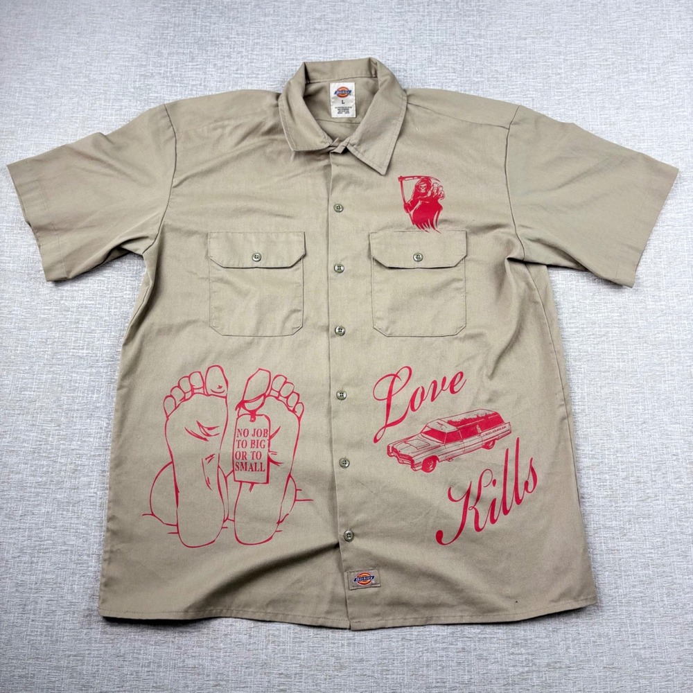Dickies Mens Large Khaki Funeral Services Graphic Work Shirt Short Sleeve Tan